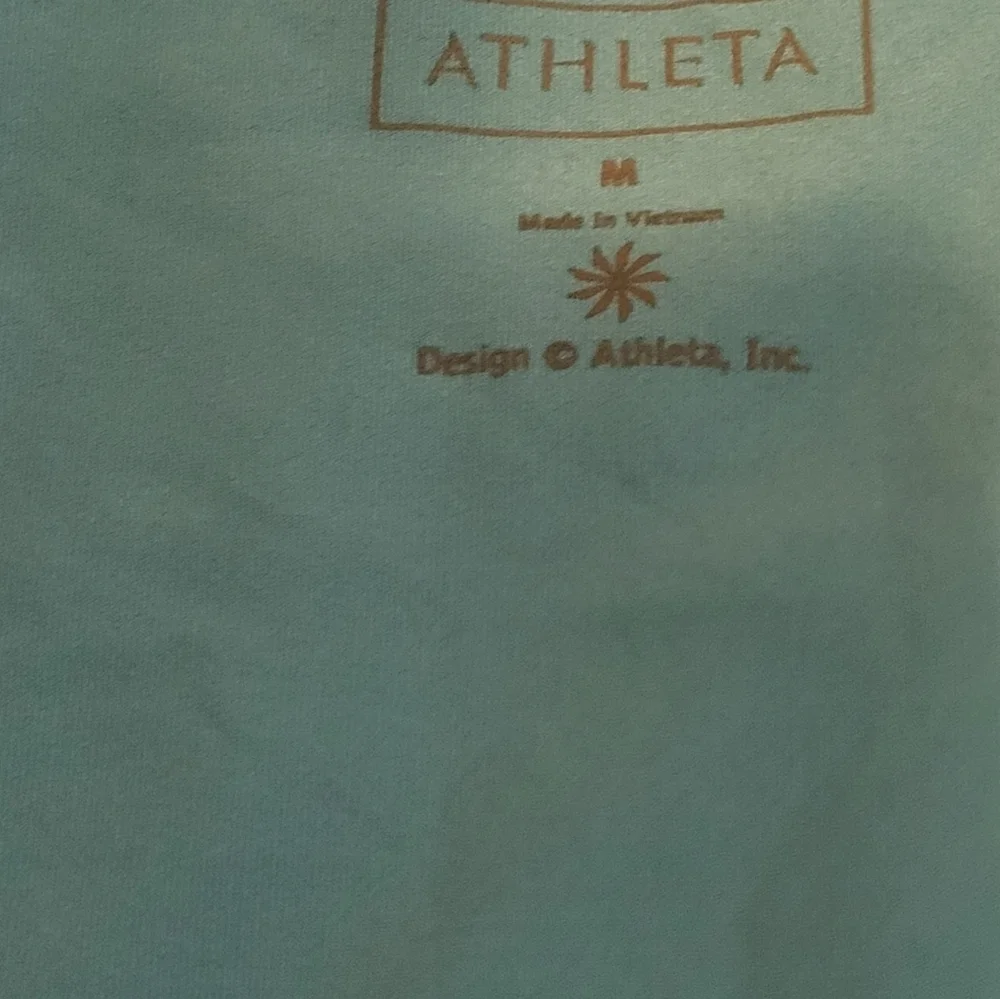 Athleta cap sleeves size medium small  pocket in the back teal color - Picture 6 of 11